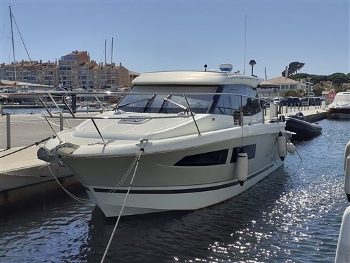 Jeanneau NC 9 2