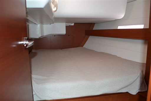Dufour Yachts 450 Grandlarge 10