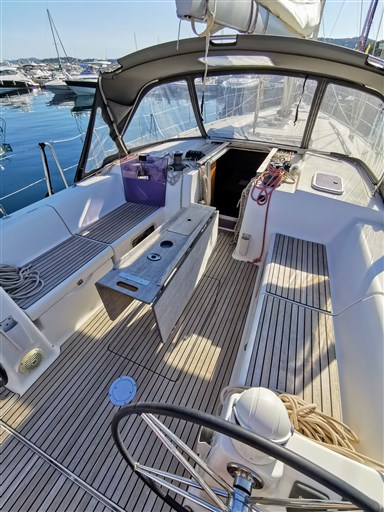 Dufour Yachts 450 Grand Large 3