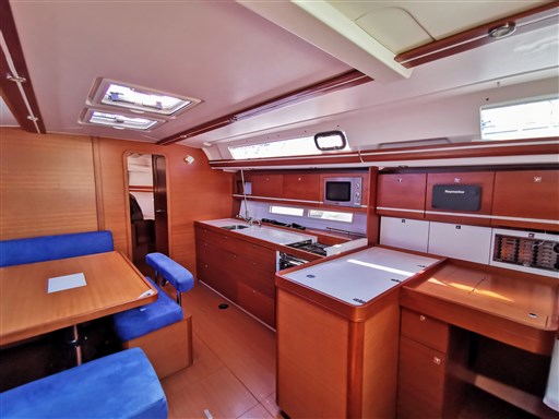 Dufour Yachts 450 Grand Large 5