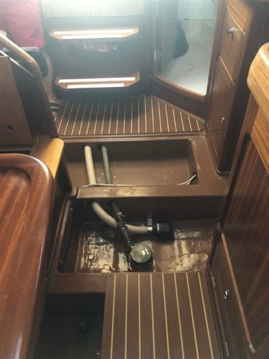 Bavaria Bavaria 37 15