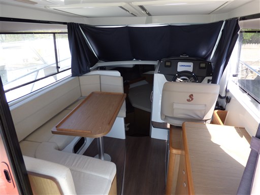 Beneteau ANTARES 880 4