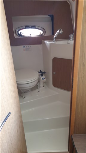 Beneteau ANTARES 880 7