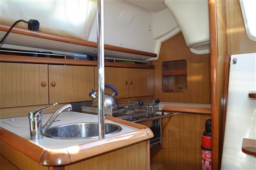 Jeanneau SUN ODYSSEY 32i 3