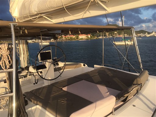Lagoon 52 5