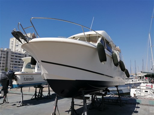 Jeanneau MERRY FISHER 815 2