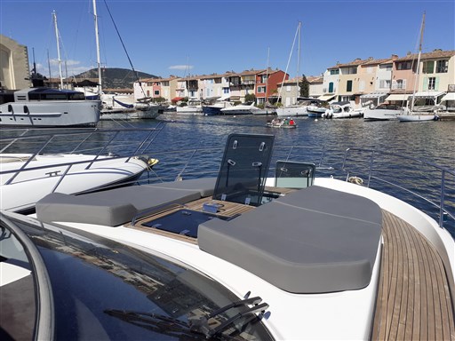 Bavaria DEEP BLUE 46 3