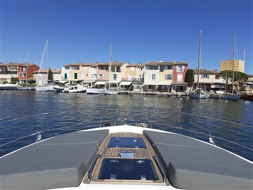 Bavaria DEEP BLUE 46 4