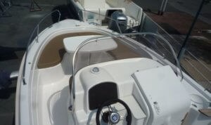 B2 Marine Cap Ferret 652 2
