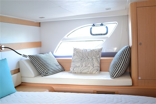 Beneteau MONTECARLO 42 HT 8