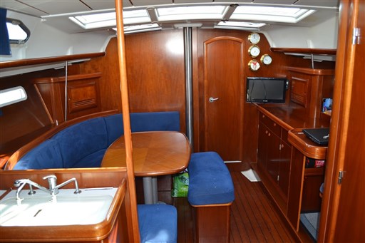 Beneteau Oceanis 393 Clipper 13