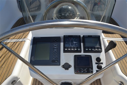 Beneteau Oceanis 393 Clipper 9