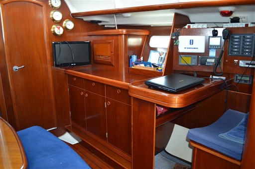 Beneteau Oceanis 393 Clipper 16