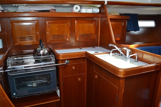 Beneteau Oceanis 393 Clipper 18