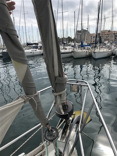 Beneteau Oceanis 411 7