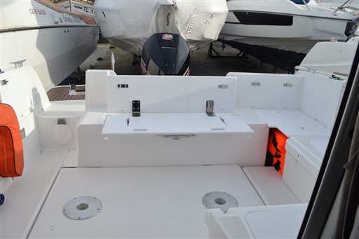 Jeanneau Merry Fisher 795 11
