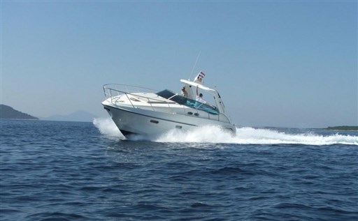 Sealine SEALINE S38
