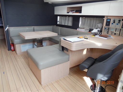 Beneteau Oceanis 55.1 8