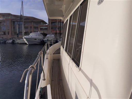Mainship MAINSHIP 400 Trawler 5