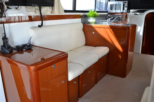 Beneteau ANTARES 42 Fly 13