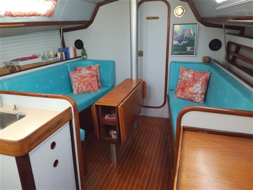 Beneteau FIRST 345 2