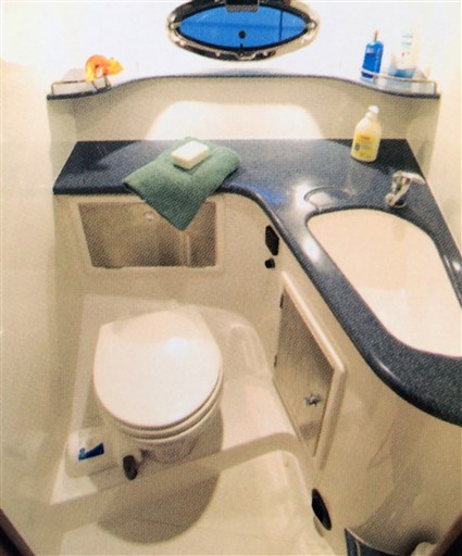 Galeon 330 Fly 6