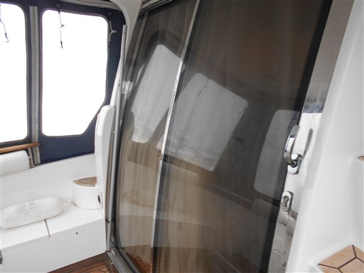 Galeon 330 Fly 5