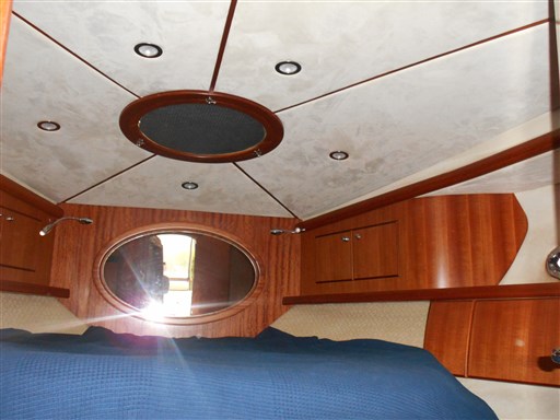 Galeon 330 Fly 4