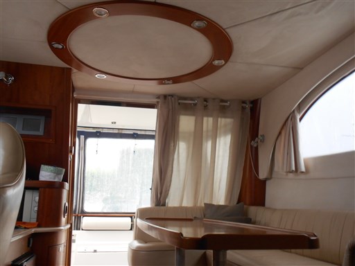 Galeon 330 Fly 1