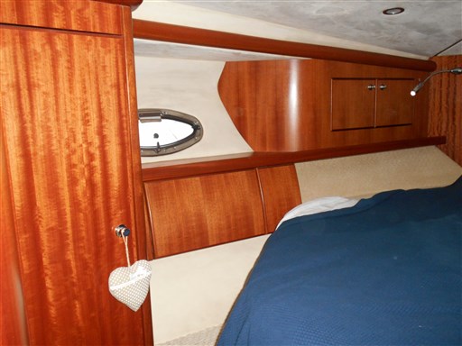 Galeon 330 Fly 11