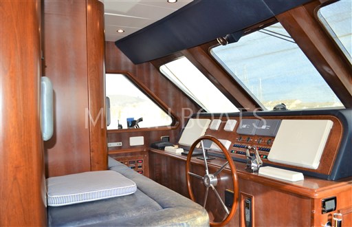 Benetti SD 79 16
