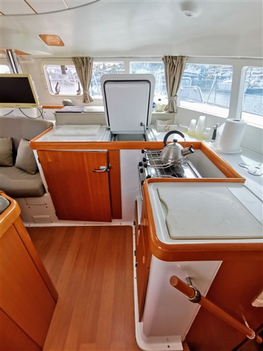 Lagoon Lagoon 410 S2 6