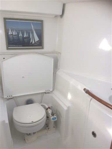 Beneteau Oceanis 411 7