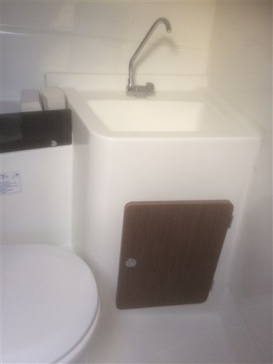 Beneteau ANTARES 8OB 6
