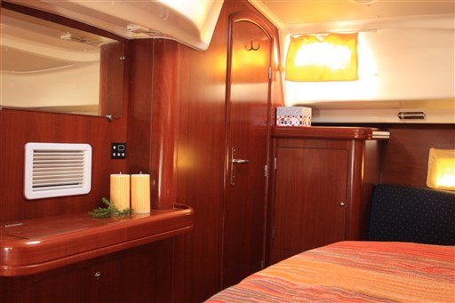 Beneteau OCEANIS 42 CC 8