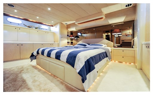 Princess Yachts 65 15