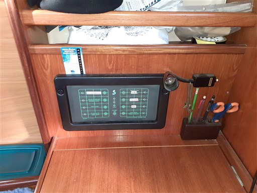 Beneteau FIRST 285 17