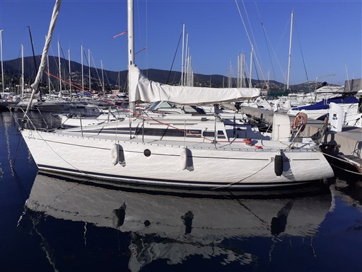 Beneteau FIRST 285