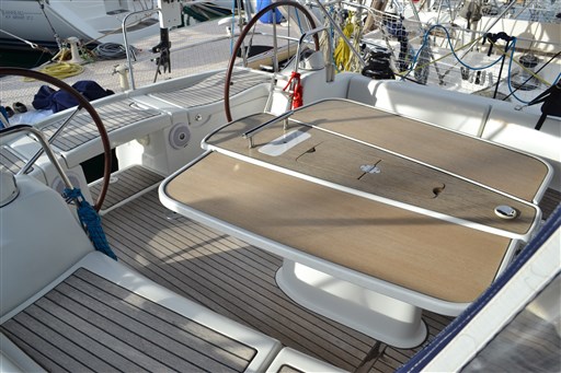 Beneteau OCEANIS 40 2