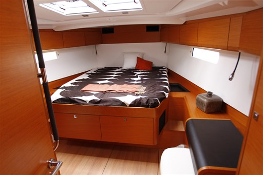boat-509_interieur_20110711092914