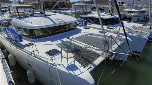 Lagoon 39