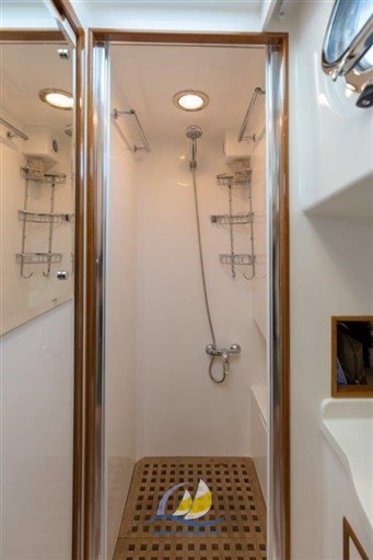 380SX shower