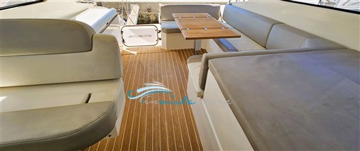 Atlantis 44 teak pozzetto
