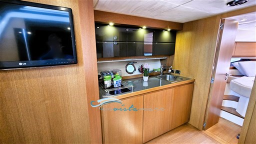 Atlantis 44 cucina interna 1