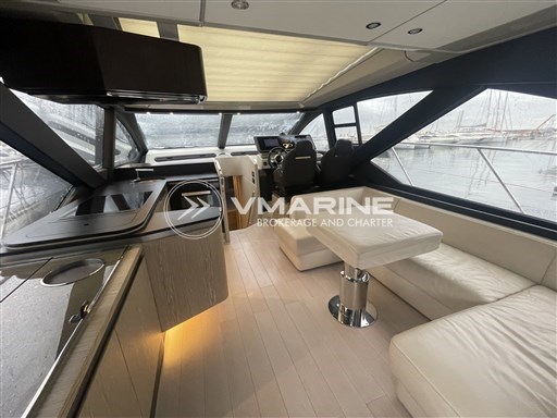 Azimut Yachts | S6