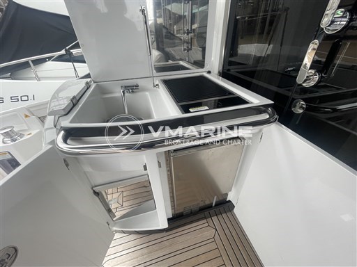 Azimut Yachts | S6
