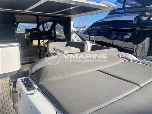 Azimut Yachts | S6