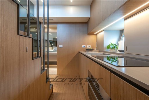 {I} Kitchen