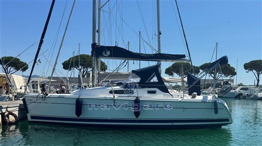 Hunter 27