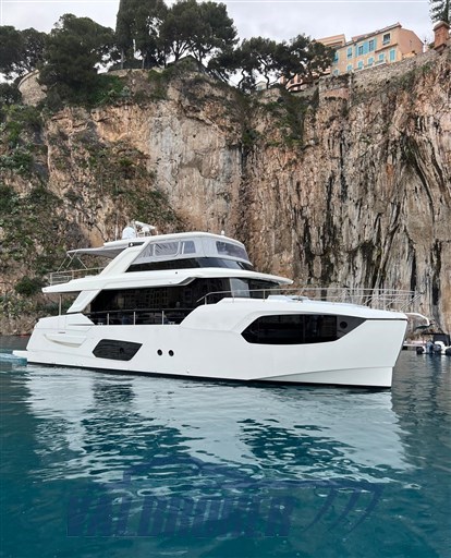 Absolute Navetta 68